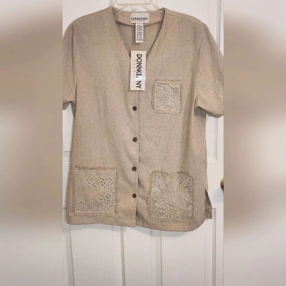 NWT Donnkenny L Beige LINEN Blend Embroidered Shrtslv Buttons Women Top Cardigan